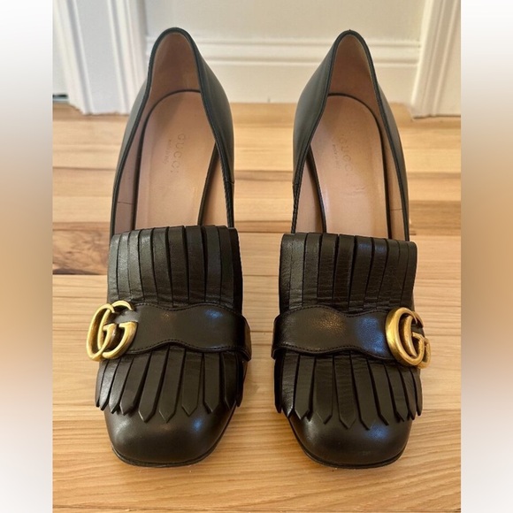 Gucci Black and Gold Women's Shoes - Picture 2 of 6
